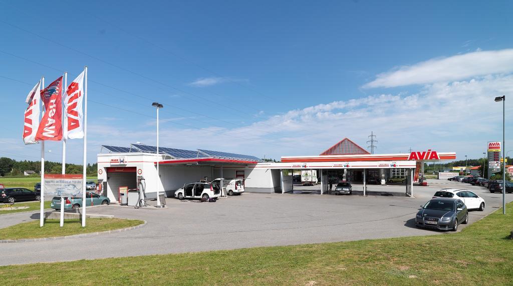 Fairsleep Avia Motel Gmuend Гмюнд Экстерьер фото